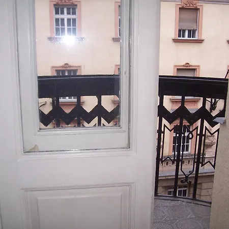 Quarto em Acomodações Particulares Eden